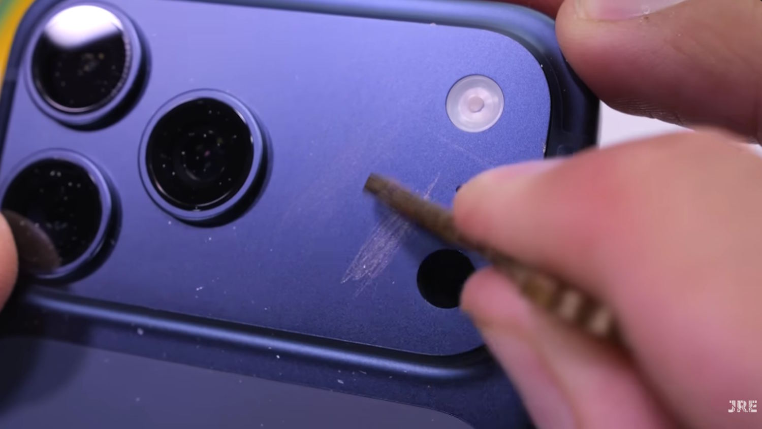 El iPhone 17 Pro es propenso a sufrir arañazos