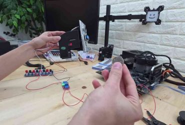 Interruptor de PC con monedas