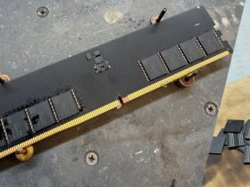 Modder crea DDR5 de 32 GB