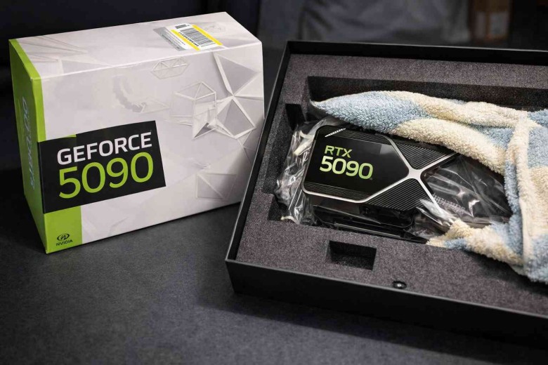 RTX 5090: fraude con piedras en Amazon Resale