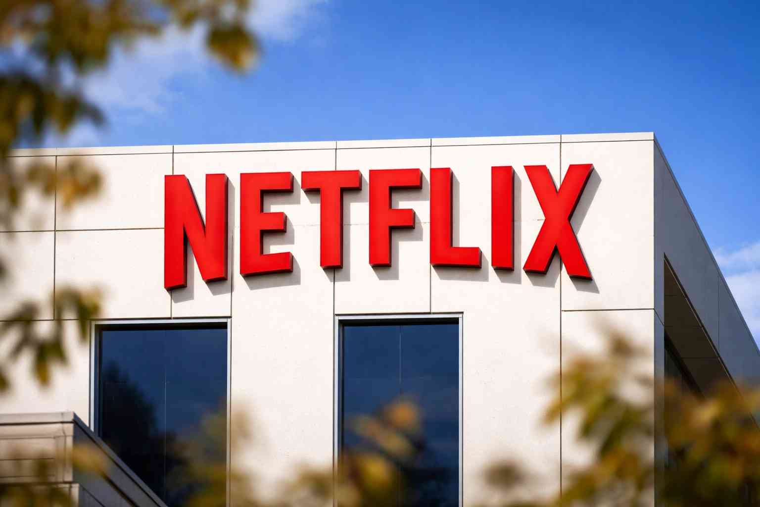 Netflix retira su oferta por Warner Bros y deja el camino libre a Paramount