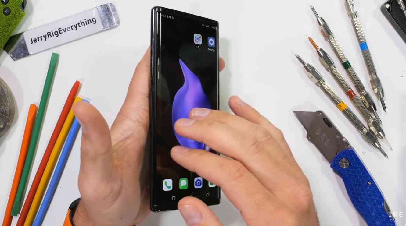Desmontaje del LG Rollable