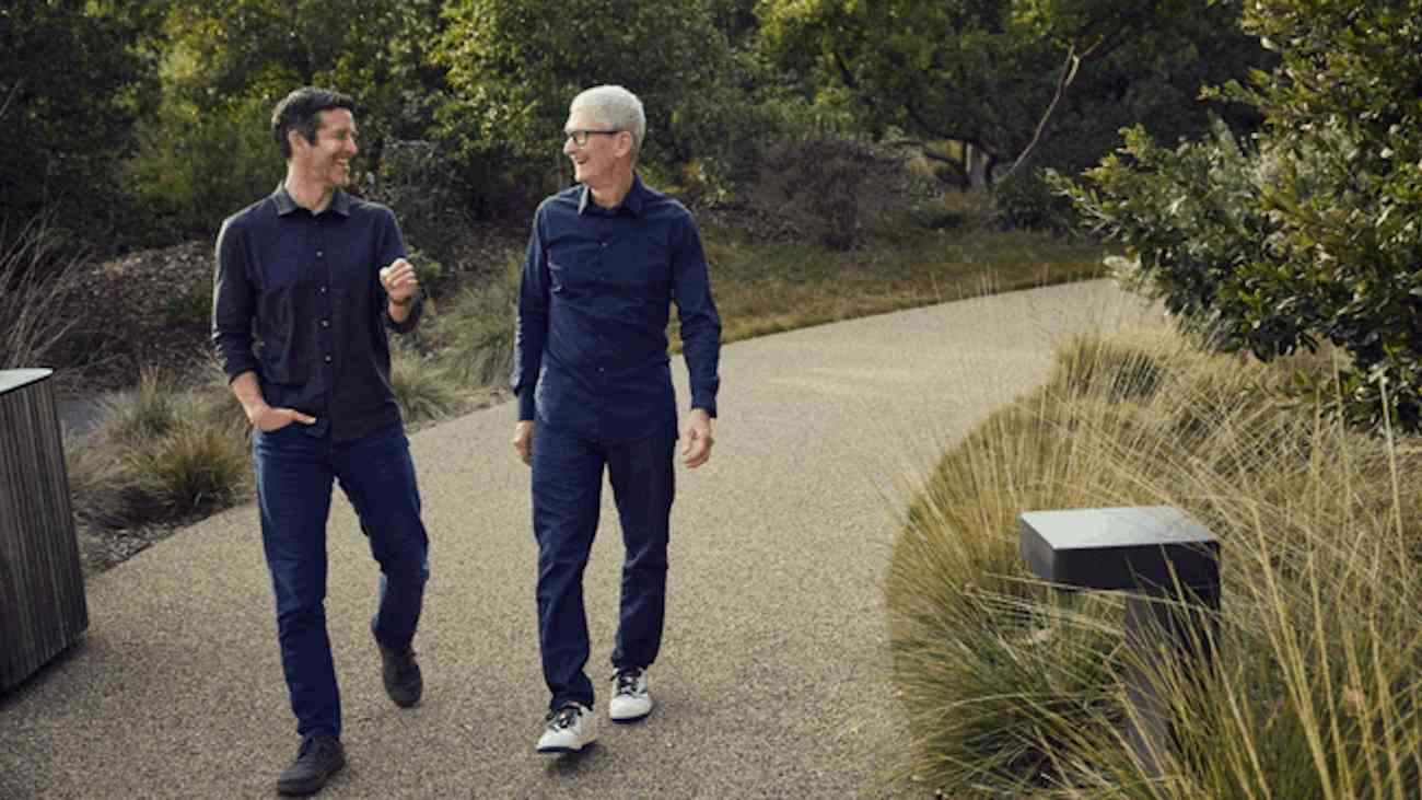 Tim Cook deja de ser CEO de Apple y será sustituido por John Ternus