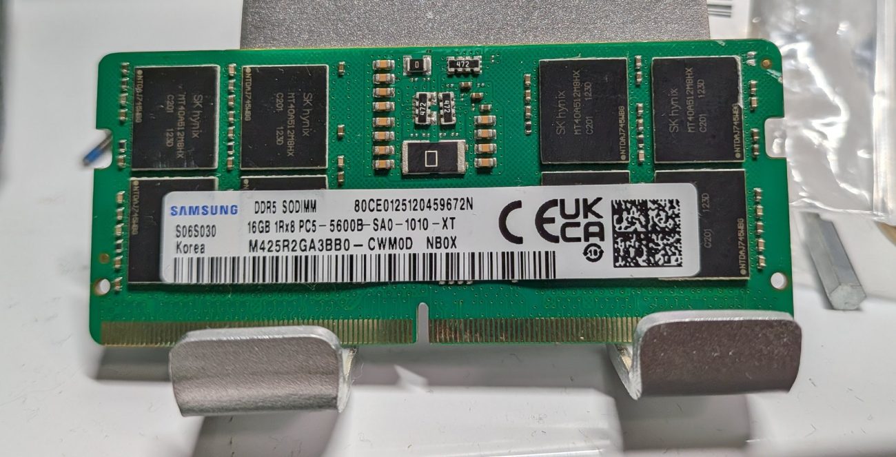 Memoria RAM DDR5 falsa: chips de plástico en lugar de silicio inundan el mercado